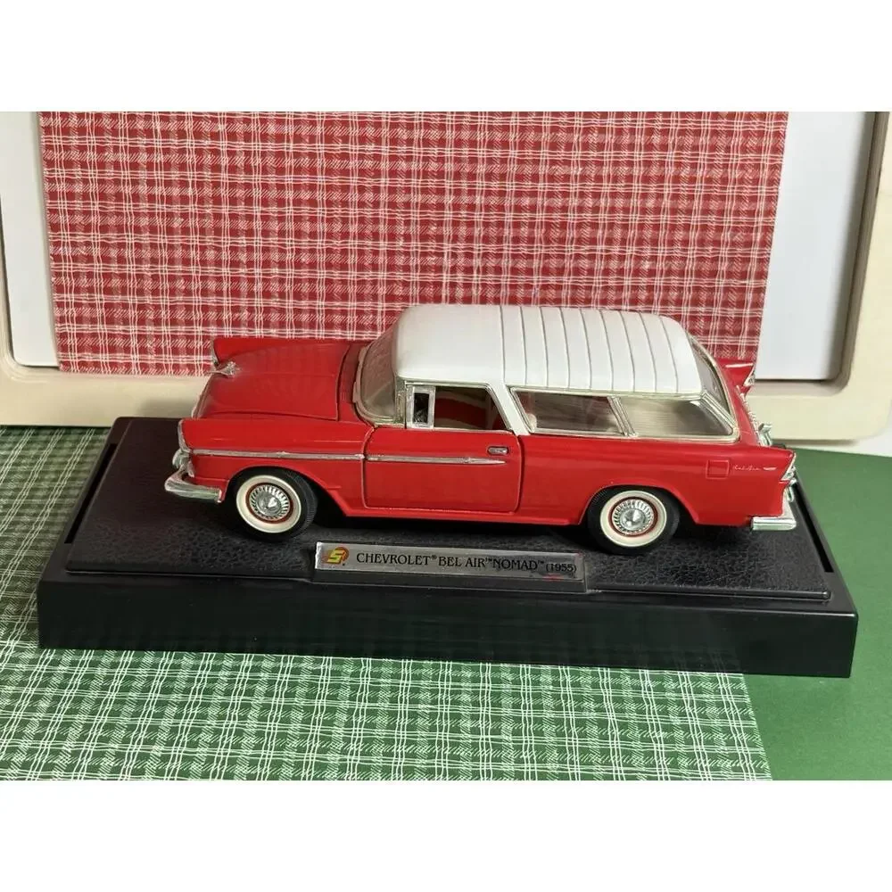 2 X 1955 Black & Red Chevy Bel Air Nomad 1 24 Scale‎ Diecast SS 8702